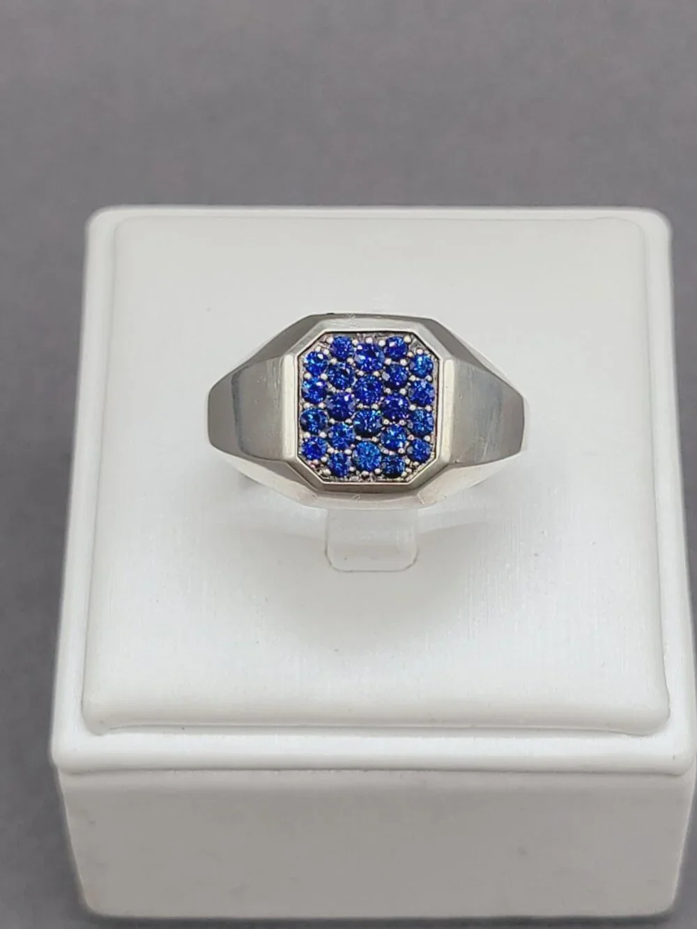 David Yurman Streamline Signet Ring w/ Blue Sapphires - 14mm - Size 9